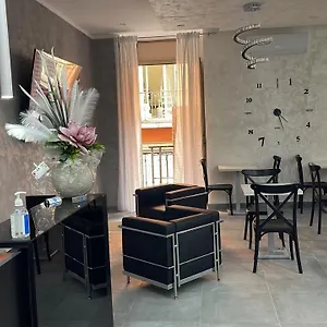 https://hotel-poker-naples.hotels-amalfi.com